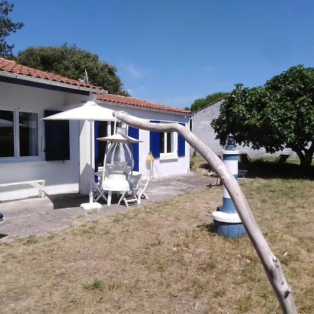 Maison Oleronaise Avec La A Pied Et La Piste Cyclable Au Bout Du Jardin بيت للعطل