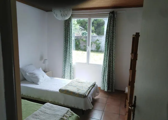 بيت للعطل Maison Oleronaise Avec La A Pied Et La Piste Cyclable Au Bout Du Jardin *