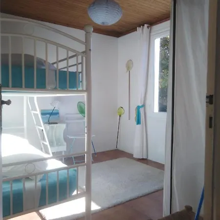 Maison Oleronaise Avec La A Pied Et La Piste Cyclable Au Bout Du Jardin