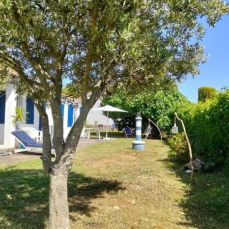 Prázdninový dům Maison Oleronaise Avec La A Pied Et La Piste Cyclable Au Bout Du Jardin Dolus d'Oléron
