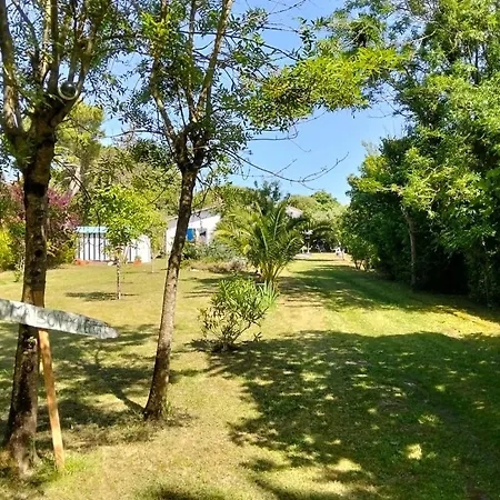 Holiday home Maison Oleronaise Avec La A Pied Et La Piste Cyclable Au Bout Du Jardin *
